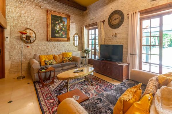 Belle maison charentaise dans un emplacement recherché