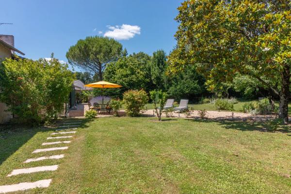 Belle maison charentaise dans un emplacement recherché