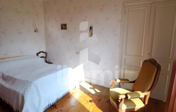 MAISON DE VILLAGE ST UZE