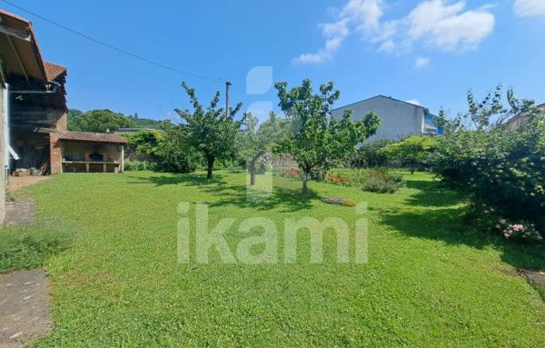 MAISON DE VILLAGE ST UZE