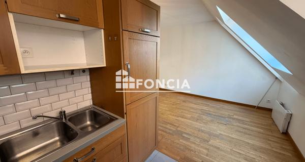 Location Appartement 3 pièces 69.1 m² - Corbeil-essonnes 91100