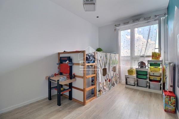 Appartement Rueil Malmaison 3 pièce(s) 65 m2