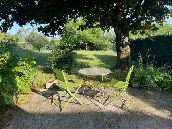 Élégante demeure au cœur d’un village viticole – 280 m² habitables sur terrain arboré de 1 090 m²