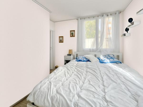 T4 lumineux – Rez-de-chaussée surélevé