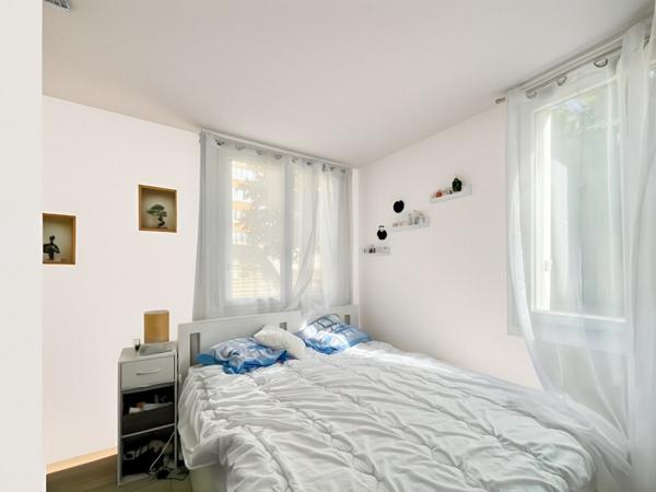 T4 lumineux – Rez-de-chaussée surélevé