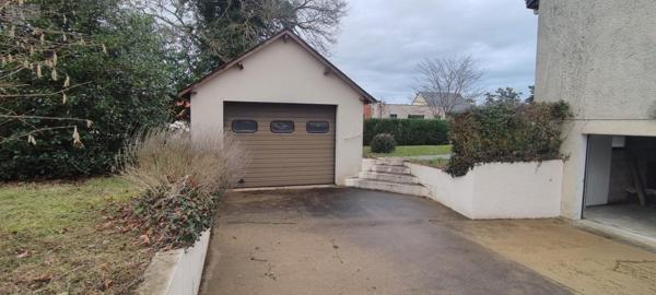 Maison à vendre à Allonnes dans la Sarthe (72700), ref : VM2311-72010