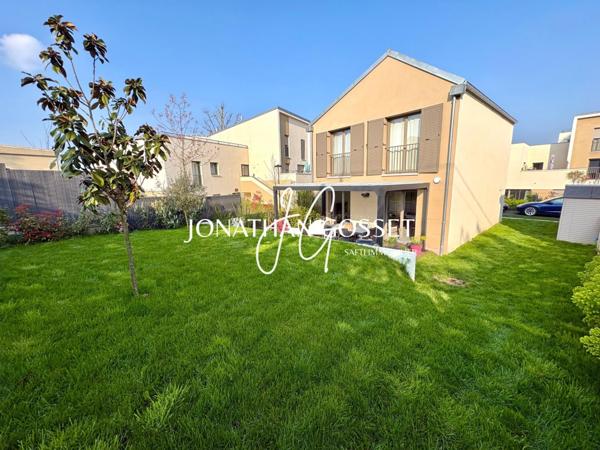 Andrésy: Maison très récente de 2021 - 4 pièces - 3 chambres- 82m² et 335m² de terrain