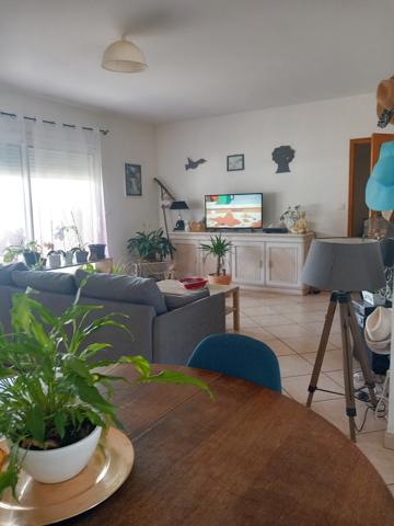 MAISON T4 A LONGUEVILLE