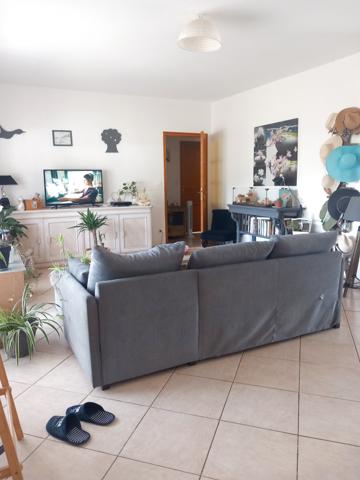 MAISON T4 A LONGUEVILLE