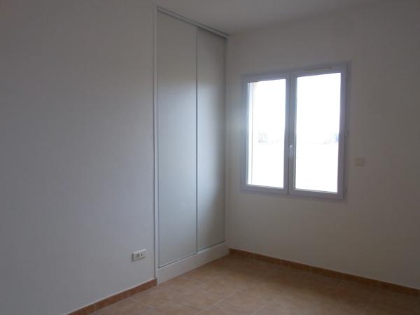 MAISON T4 A LONGUEVILLE