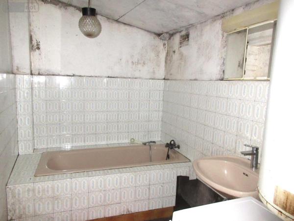 Maison à vendre à Moustoir-Remungol dans le Morbihan (56500), ref : 56077-897