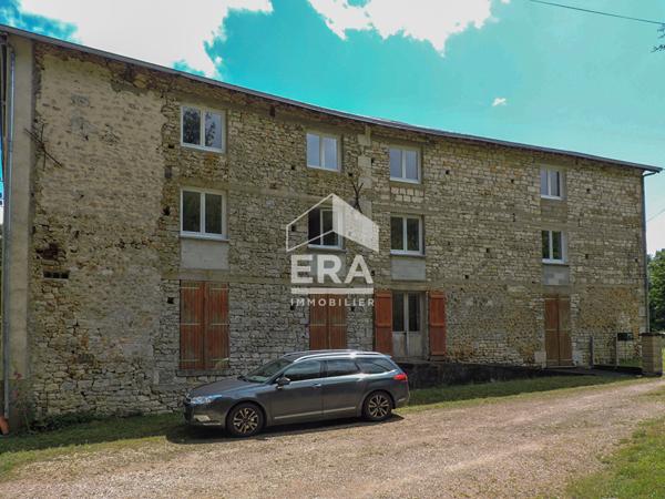 Moulin 558 m² - 3 salles de réception, île 3000m²