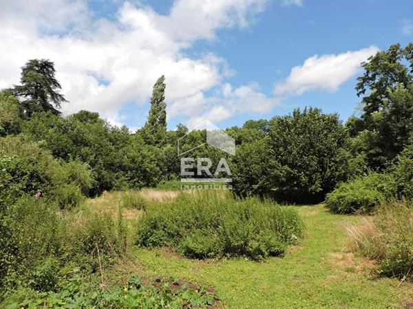 Moulin 558 m² - 3 salles de réception, île 3000m²