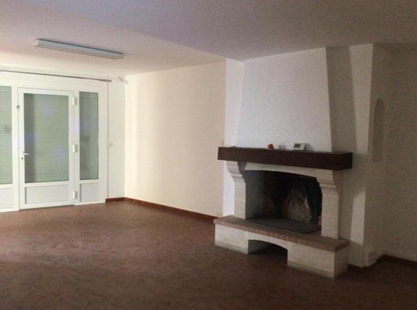 Lot de deux appartements centre Castillonnès.