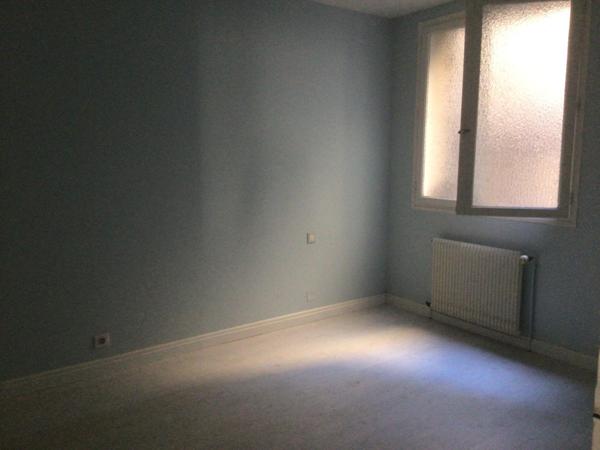 Lot de deux appartements centre Castillonnès.