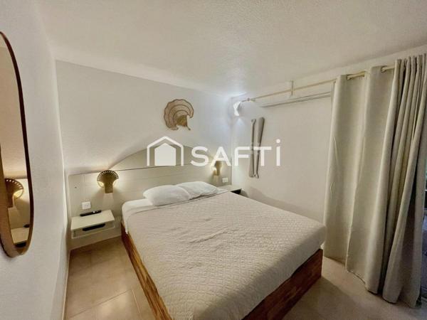 A vendre Studio cosy meublé à deux pas de la mer