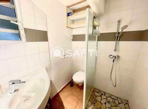 A vendre Studio cosy meublé à deux pas de la mer