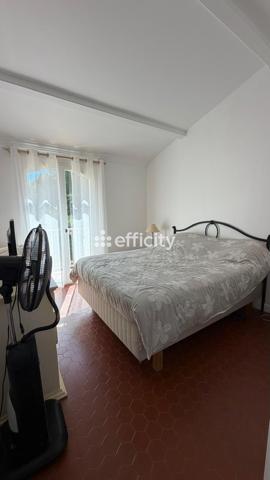 Maison
         4 pièces
        - 81 m² Bien prestige 699 295 € *