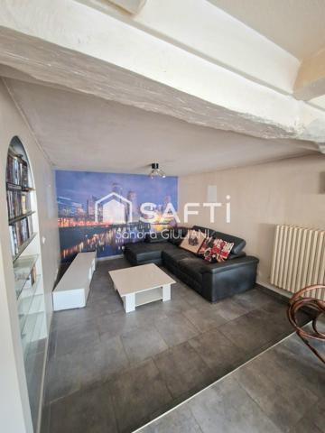 Maison avec 3 grandes chambres ! Idéal 1er achat ou investisseur !