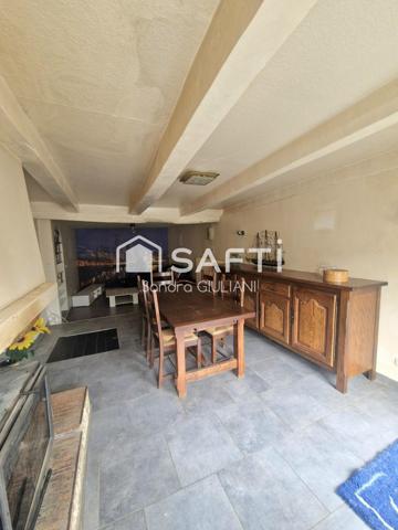 Maison avec 3 grandes chambres ! Idéal 1er achat ou investisseur !