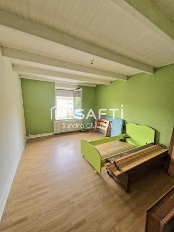 Maison avec 3 grandes chambres ! Idéal 1er achat ou investisseur !