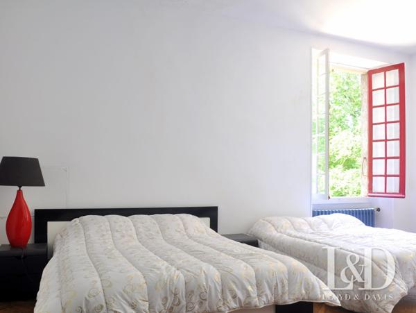 Château du 18ème TARN – Rénovation récente – Calme absolu et vue dégagée