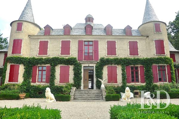 Château du 18ème TARN – Rénovation récente – Calme absolu et vue dégagée