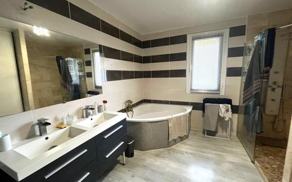 Maison à vendre    4 pièces •  Saint-Vincent-de-Paul