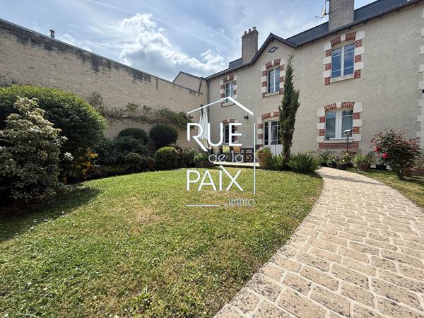 86200 LOUDUN Maison Loudun 7 pièce(s) 195 m2