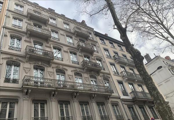 Appartement à vendre |  Lyon 06 |  2 pièces | 81 m²