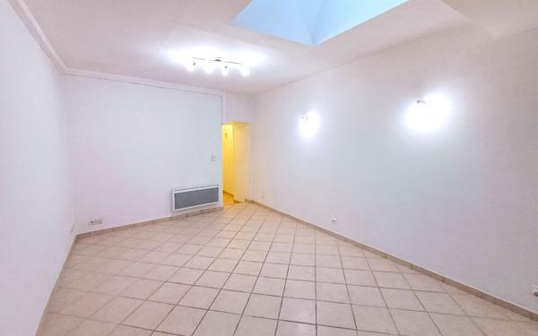 Appartement à vendre    3 pièces • 68 m2 Nemours