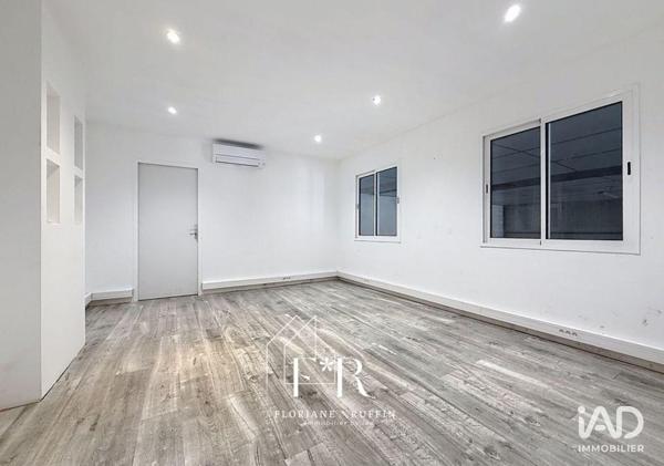 Location murs commerciaux  300 m² Althen-des-Paluds