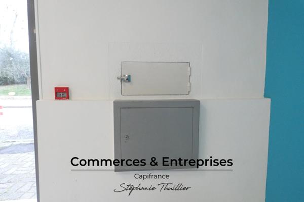 Local commercial / bureau 96 m² à louer à Allauch (13)