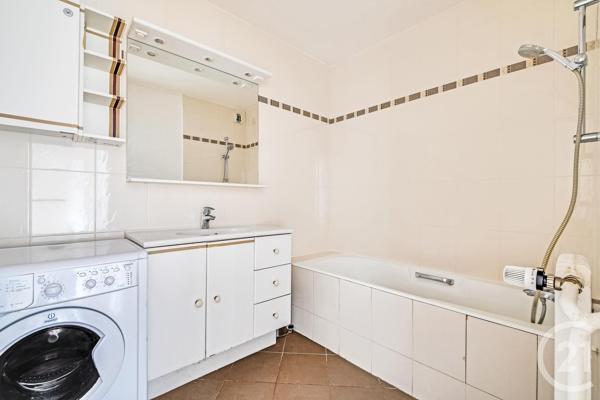 Appartement F4 à vendre  4 pièces - 71,86 m 2   PARIS  - 75015
