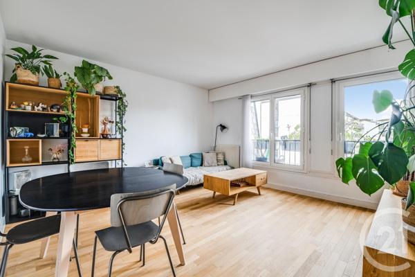 Appartement F4 à vendre  4 pièces - 71,86 m 2   PARIS  - 75015