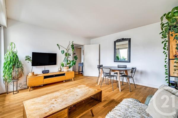 Appartement F4 à vendre  4 pièces - 71,86 m 2   PARIS  - 75015