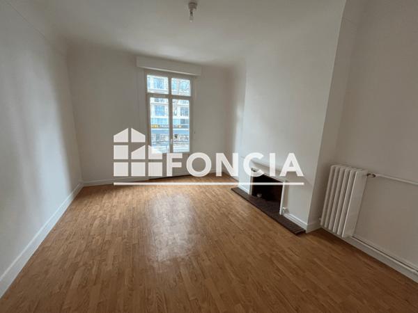 Location Appartement 2 pièces 60.27 m² - 1 RUE PARMENTIER Tours 37000