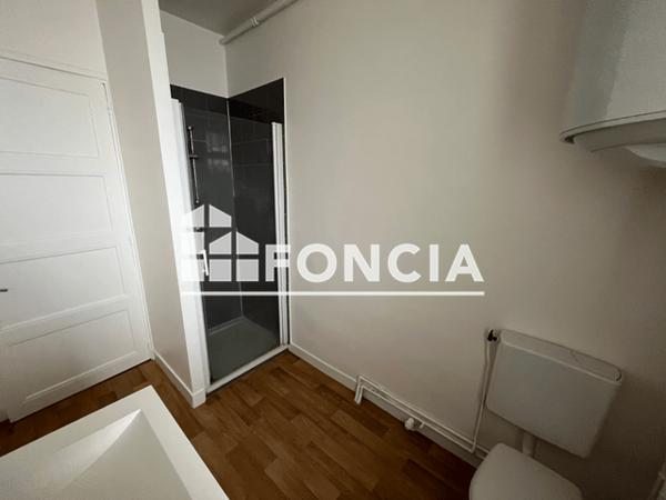 Location Appartement 2 pièces 60.27 m² - 1 RUE PARMENTIER Tours 37000