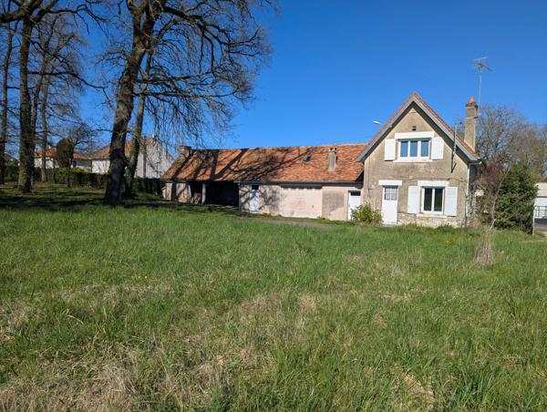Impressionnante résidence familiale avec maison de gardien sur un terrain de 2,2 hectares