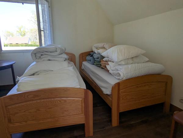 Impressionnante résidence familiale avec maison de gardien sur un terrain de 2,2 hectares