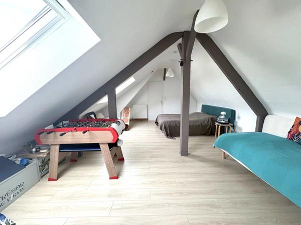 Vente                                                      Maison
                        
                     7 pièces                      201 m2                     à Saint-Herblain