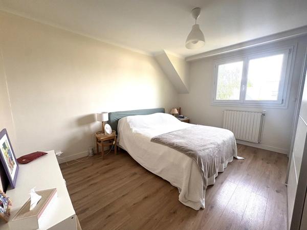 Vente                                                      Maison
                        
                     7 pièces                      201 m2                     à Saint-Herblain