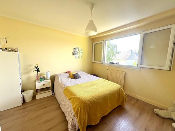 Vente                                                      Maison
                        
                     7 pièces                      201 m2                     à Saint-Herblain