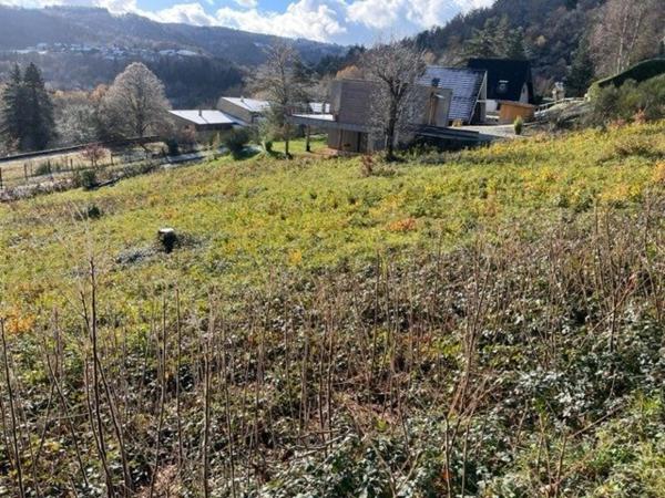 Terrain constructible de 2356 m2