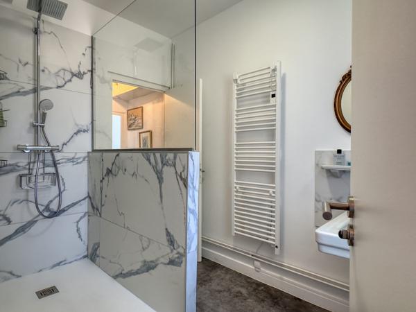 Appartement dans Neuville-sur-Saône