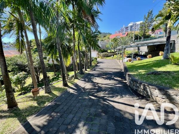 Maison à vendre 7 pièces 157 m² Saint-Denis