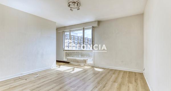 À vendre Studio 27.54 m² - Rosny-sous-bois 93110