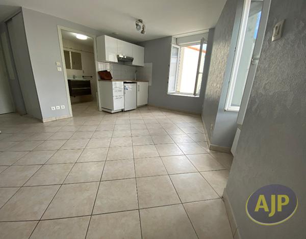 Location appartement Saint Philbert De Grand Lieu : 407 € - AJP Immobilier Saint-Philbert-de-Grand-Lieu