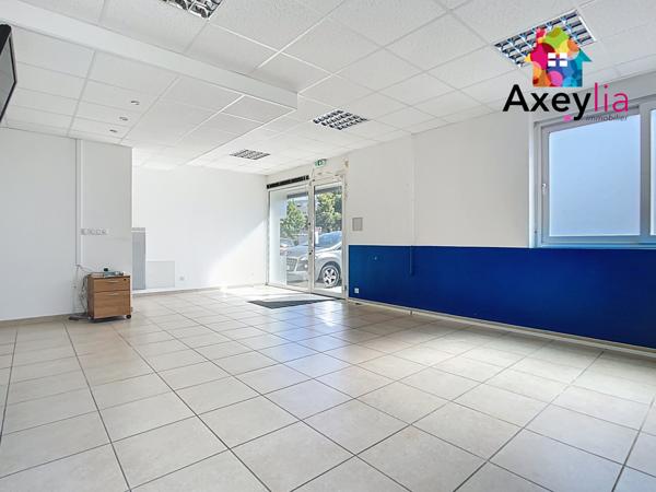 Mably (42300) A VENDRE - MABLY - ENSEMBLE IMMOBILIER AVEC LOCAL PROFESSIONNEL, MAISON D'HABITATION ET TERRAIN