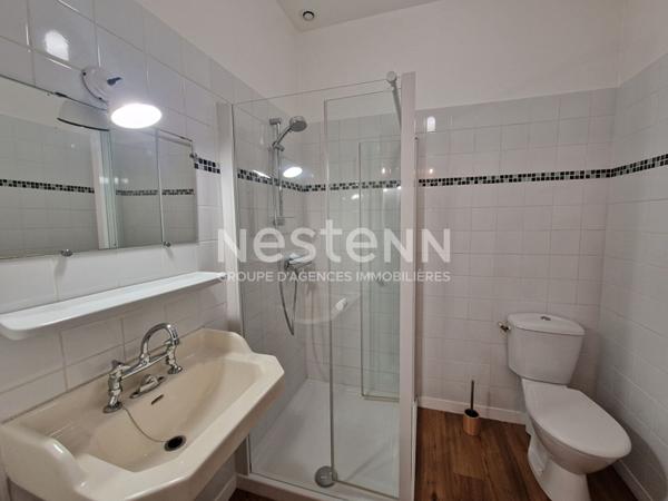 Maison rénovée à Nontron, beau jardin de 1000 m2 et piscine